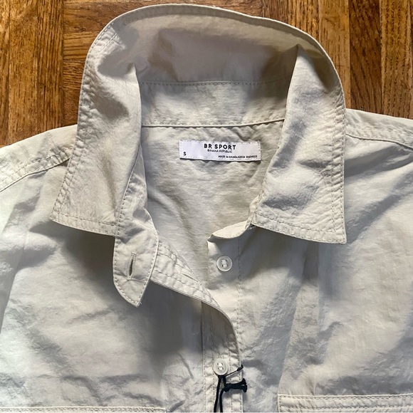 NWT Oversized sporty windbreaker khaki button down shirt, Frankie Shop ish - Picture 3 of 7